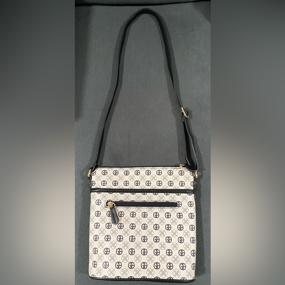 Giani Bernini Tonal Signature Crossbody - Picture 10 of 16